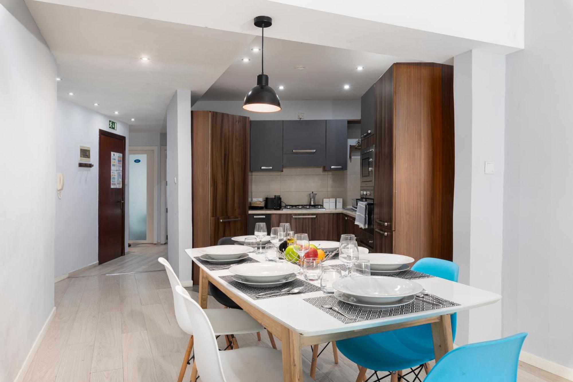 Modern 3 Bedroom & 3 Bathroom Apartment - Near Balluta Bay San Ġiljan Exterior foto