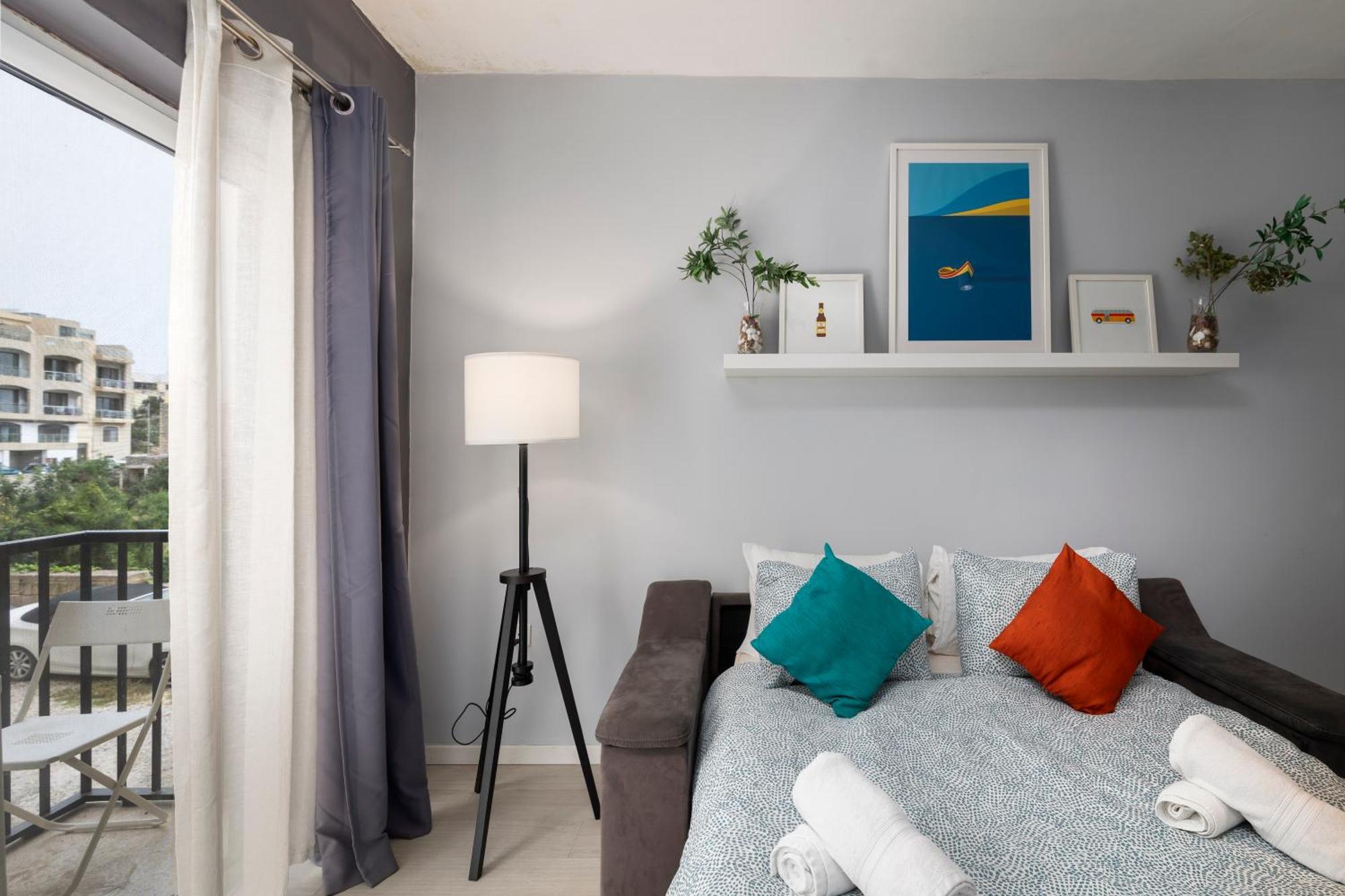 Modern 3 Bedroom & 3 Bathroom Apartment - Near Balluta Bay San Ġiljan Exterior foto
