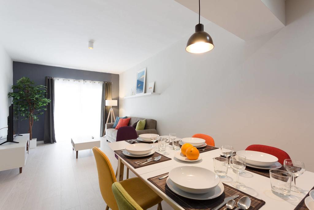 Modern 3 Bedroom & 3 Bathroom Apartment - Near Balluta Bay San Ġiljan Exterior foto